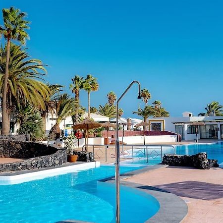 Apartamento Taisa Playa Roca Costa Teguise Luaran gambar